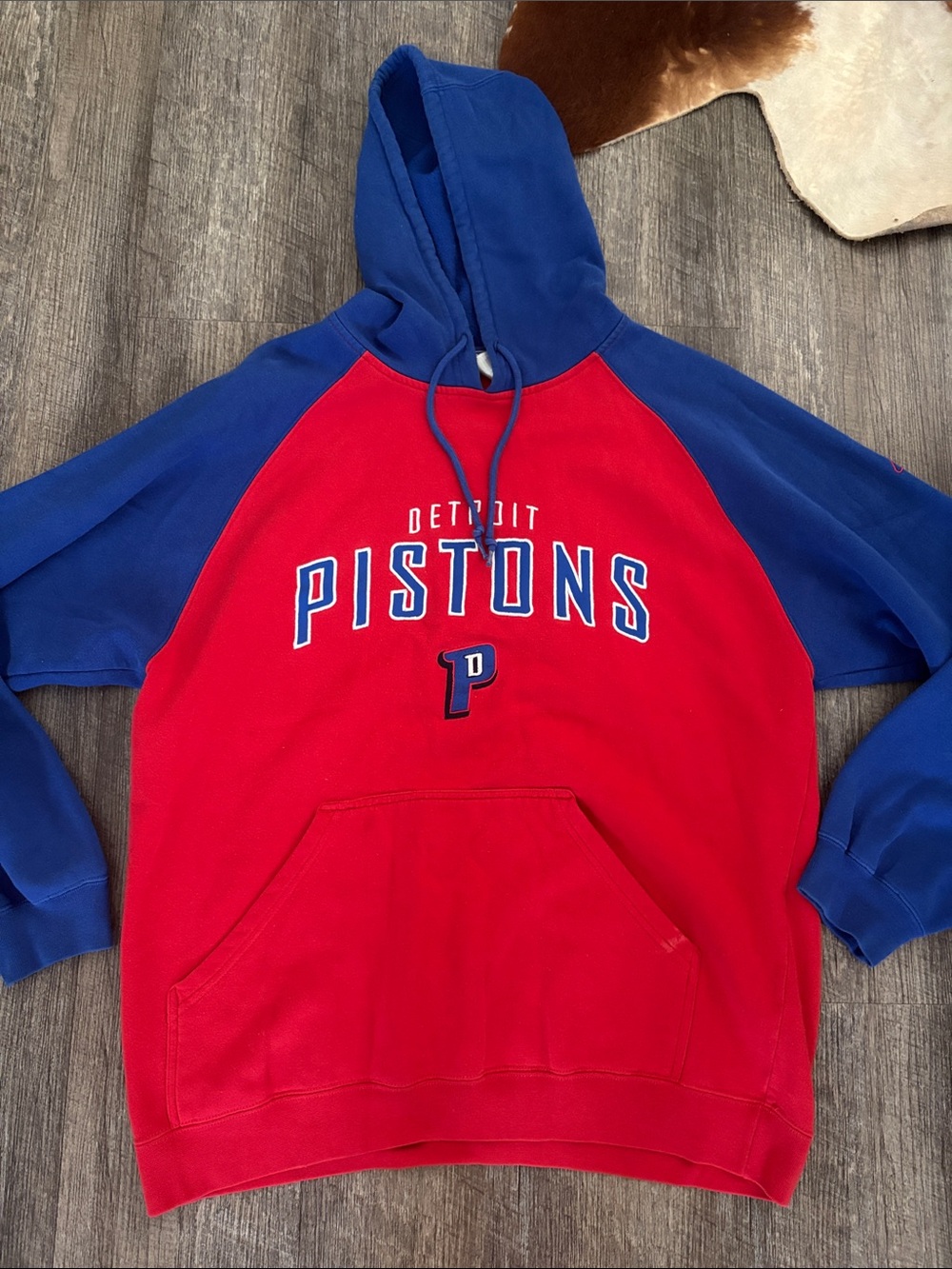 Vintage Detroit Pistons Red & Blue Pullover Hoodie
